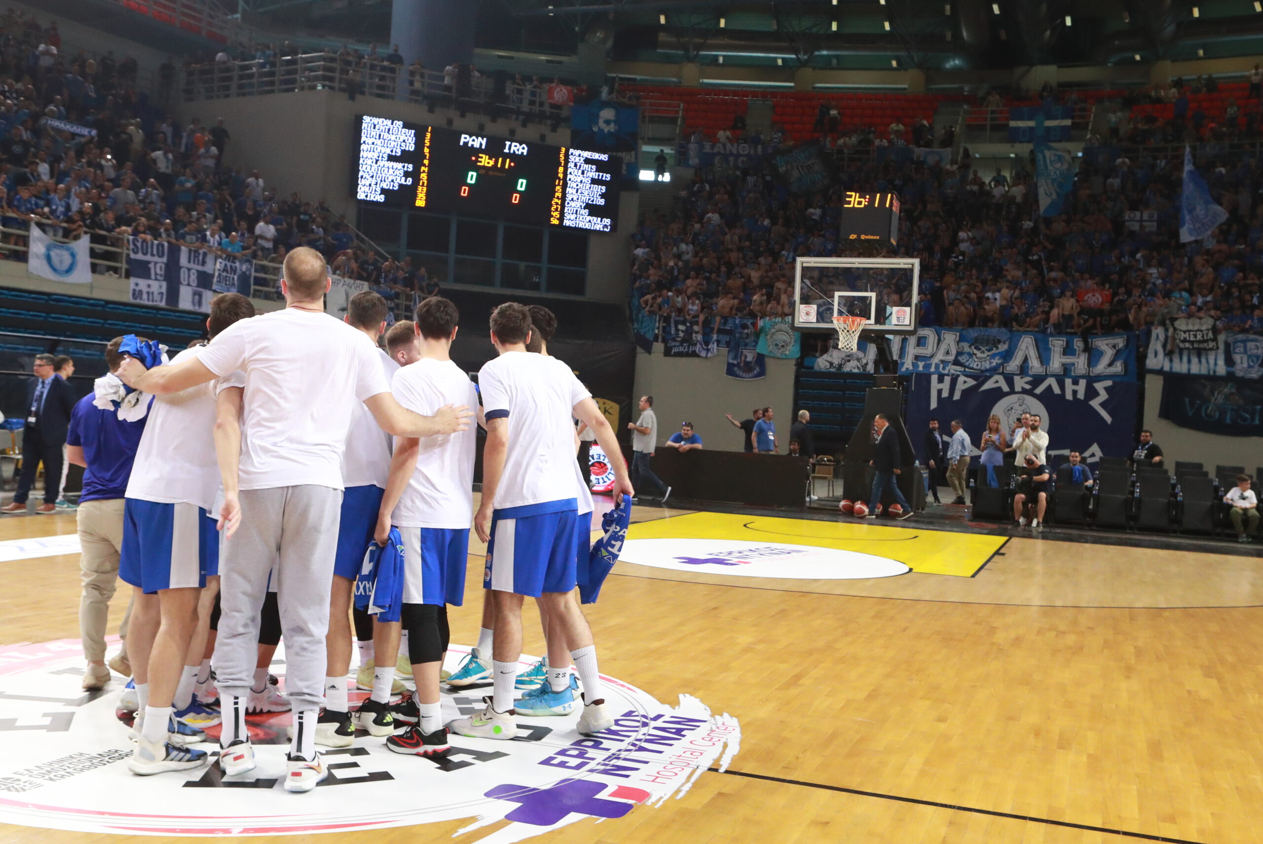 Πανιώνιος-Ηρακλής: Κατάμεστο το γήπεδο – Φανταστική ατμόσφαιρα με οπαδούς και των δύο ομάδων (video)