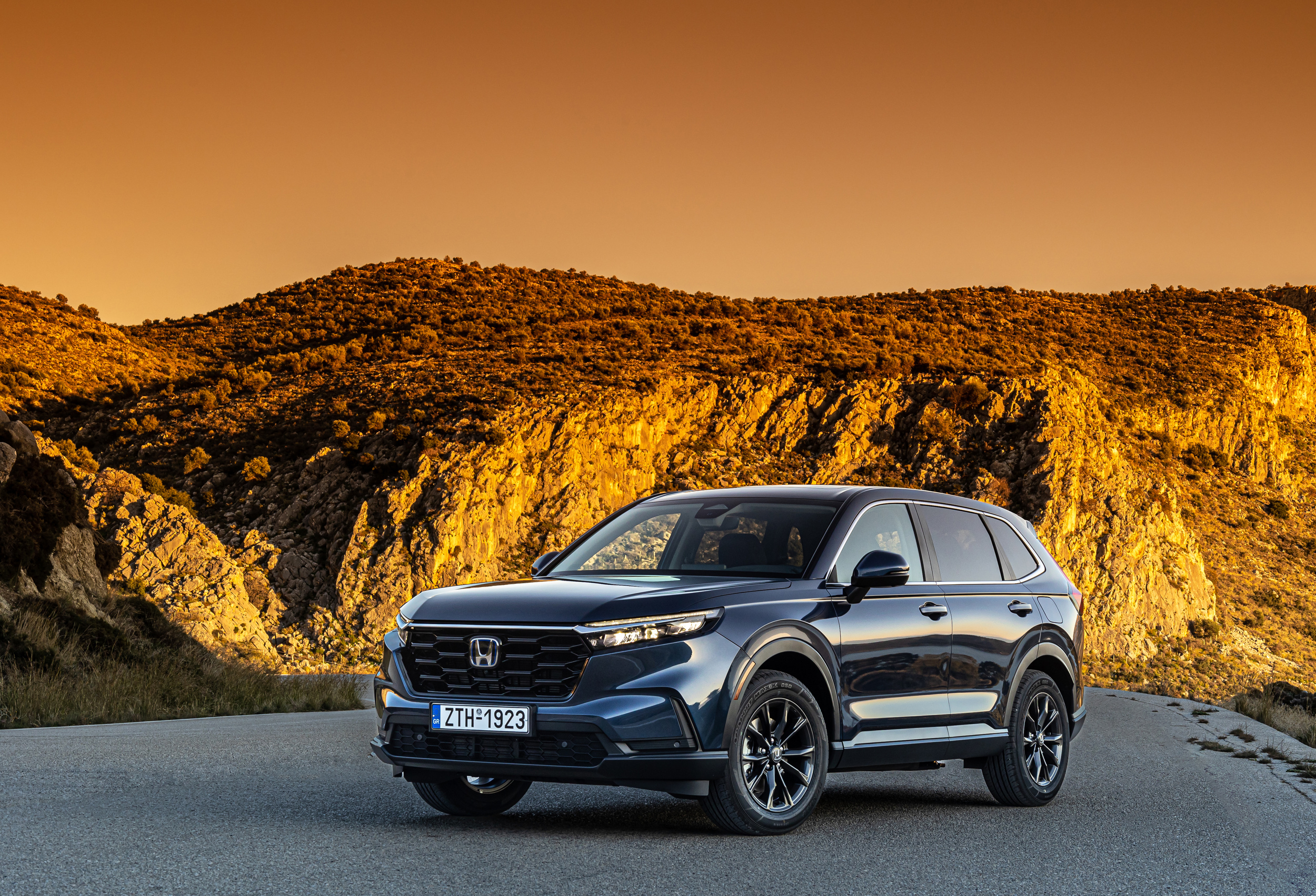 Γνωρίστε το νέο Honda CR-V που απέσπασε πέντε αστέρια στις δοκιμές του Euro NCAP (ΦΩΤΟ)