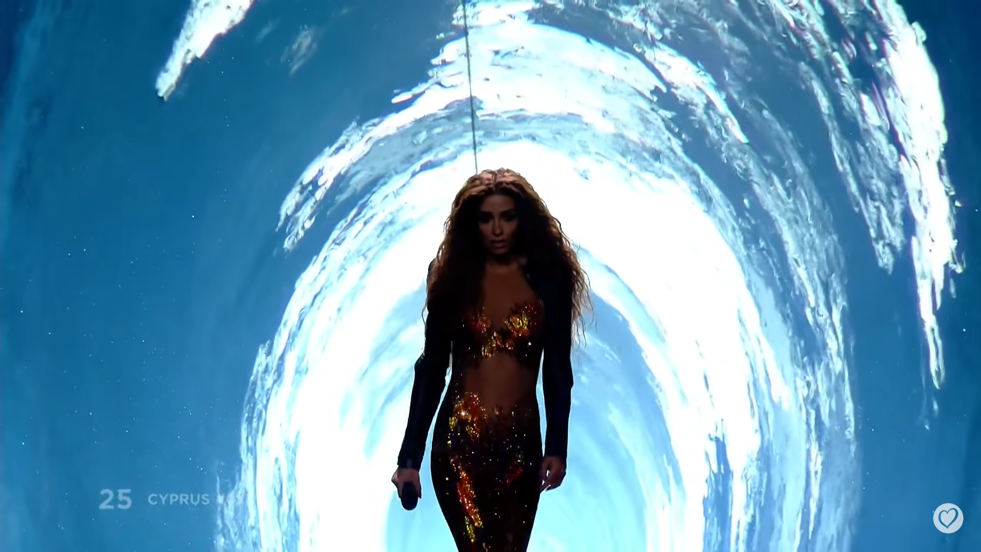 Η Ελένη Φουρέιρα ανεβαίνει ξανά στην σκηνή της φετινής  Eurovision (VIDEO)