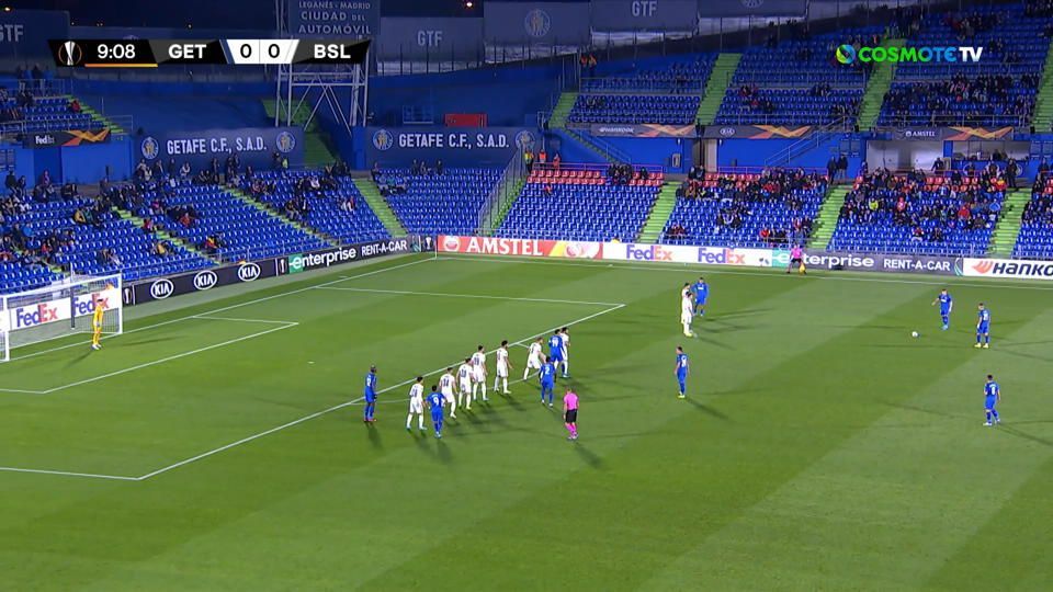 Γιατί οι παίκτες της ισπανικής Χετάφε μπήκαν στον αγωνιστικό χώρο με τις μητέρες τους (ΦΩΤΟ + VIDEO)