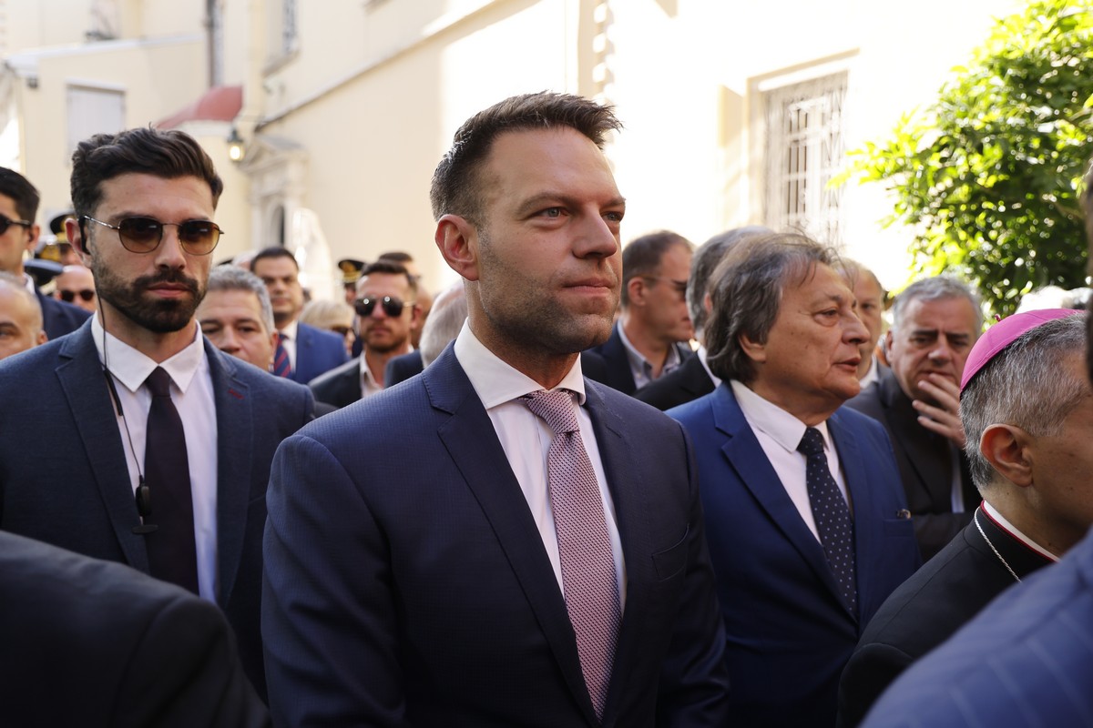 Στ. Κασσελάκης: «Θα χαλάσουμε τη σούπα σε όλο το σύστημα το οποίο βάζει σκοτάδι στη χώρα μας» (VIDEO)