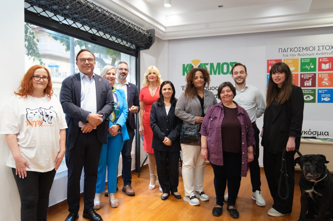 ΚΟΣΜΟΣ: Ο Πέτρος Κόκκαλης εγκαινίασε το εκλογικό κέντρο της Θεσσαλονίκης