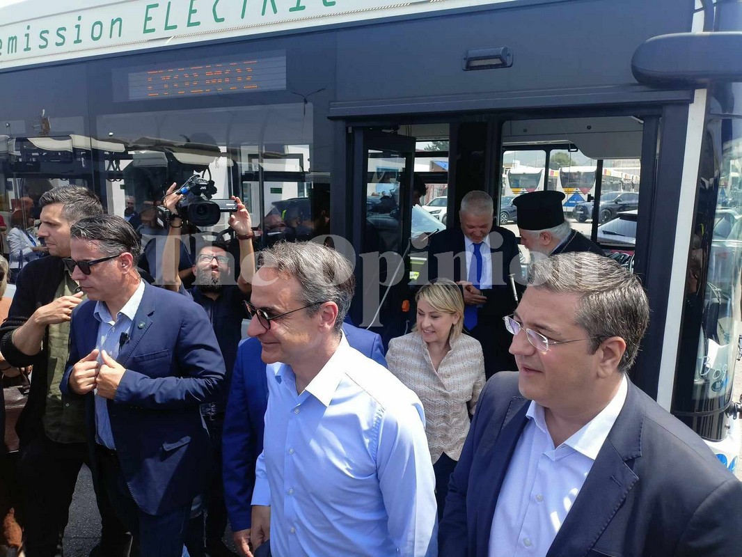 Μητσοτάκης από Σταυρούπολη: «Εώς το τέλος Ιουνίου αντικαθίσταται το 30% του στόλου του ΟΑΣΘ – Η ηλεκτροκίνηση είναι το μέλλον» (ΦΩΤΟ)