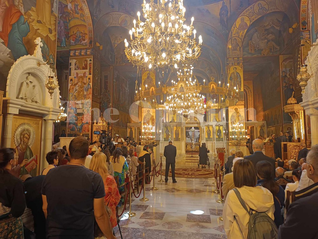 Σε 12 γλώσσες το Αναστάσιμο Ευαγγέλιο στη Μητρόπολη Θεσσαλονίκης (ΦΩΤΟ-VIDEO)