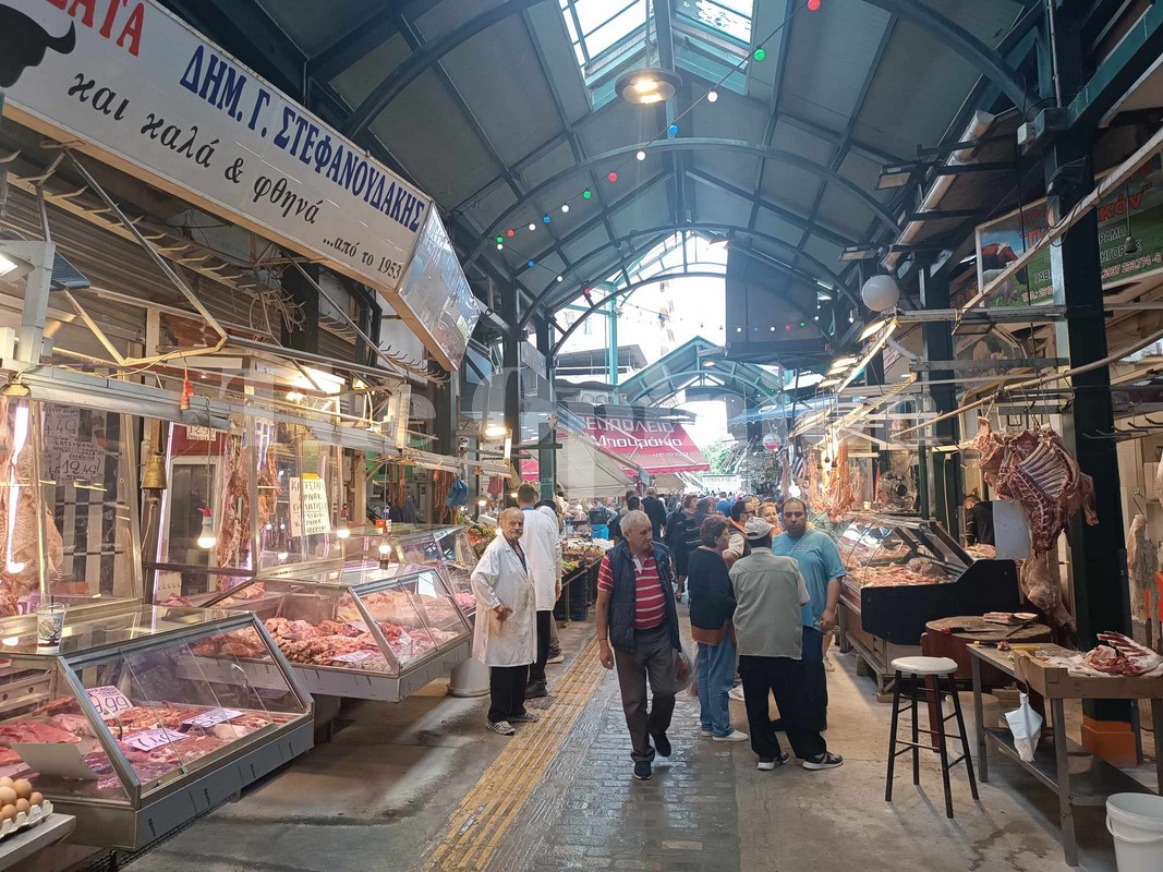 Θεσσαλονίκη: Υποτονική η κίνηση στο Καπάνι – «Τσίμπησαν» οι τιμές σε αρνί και κατσίκι (ΦΩΤΟ)