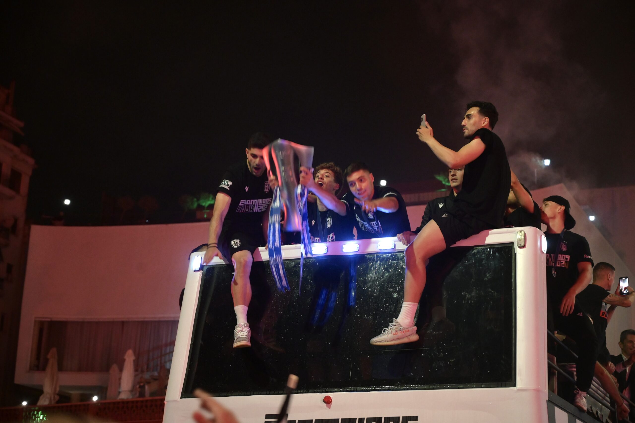 Απόφαση ρομαντισμού σε μία εποχή στυγνού επαγγελματισμού