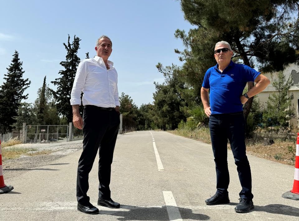 Αυτοψία Κωνσταντινίδη στο δρόμο του «Καρατάσιου» που διευκολύνει την πρόσβαση σε «424» και «Παπαγεωργίου»