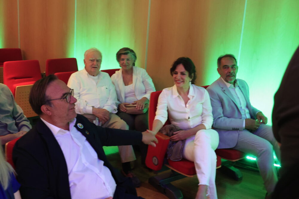 Όταν ο Πέτρος Κόκκαλης αιφνιδίασε τη Δήμητρα Ματσούκα (VIDEO)