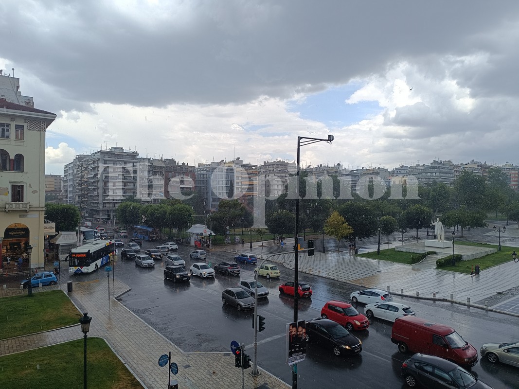 Νέο έκτακτο δελτίο ΕΜΥ: Έρχονται καταιγίδες – Προσοχή σε Θεσσαλονίκη, Χαλκιδική, Κιλκίς