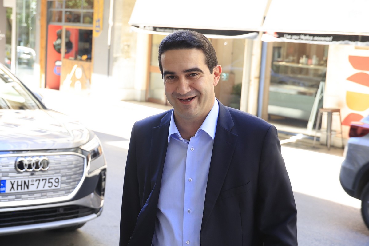 M. Κατρίνης: «Τα αναπάντητα ερωτήματα για τις υποκλοπές»