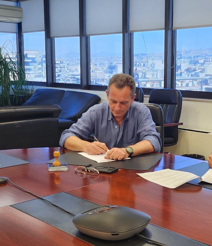 Ένας είναι ο πρόεδρος… για τους εργαζόμενους στον ΟΑΣΘ