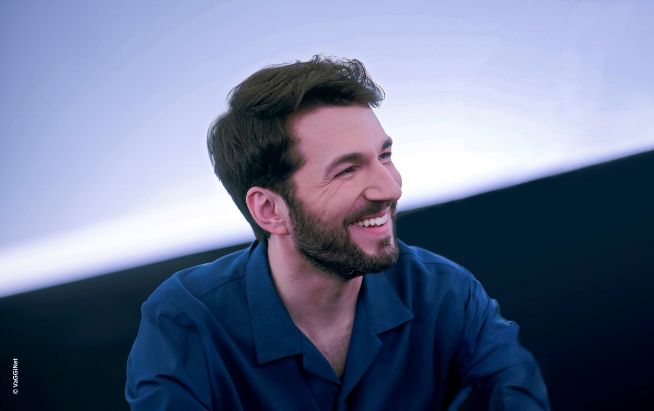 «Το πρώτο μου τριαντάφυλλο»: Ο Θοδωρής Βουτσικάκης στη Μονή Λαζαριστών