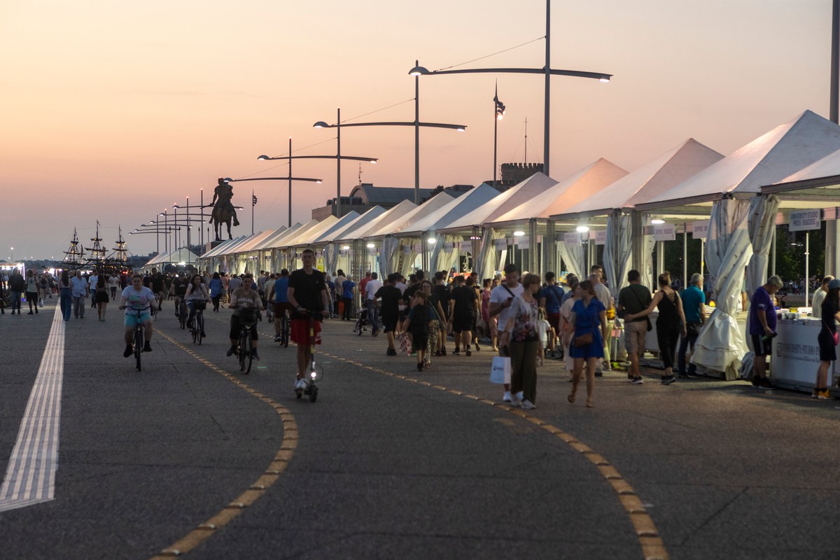 Αυλαία για το 43ο Φεστιβάλ Βιβλίου Θεσσαλονίκης στη Νέα Παραλία με 40.000 τίτλους βιβλίων