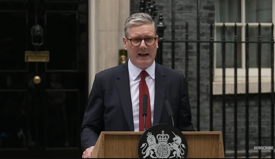 Στάρμερ: «Το έργο της αλλαγής ξεκινά αμέσως» (VIDEO)