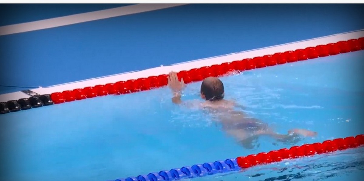 Βοήθησε στην επανέναρξη των αγώνων και αποθεώθηκε από το κοινό (VIDEO)