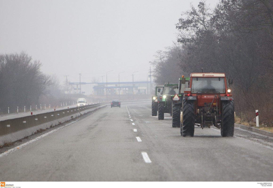 Επ΄ αόριστον αποκλεισμός στο τελωνείο του Προμαχώνα για τα φορτηγά διεθνών μεταφορών