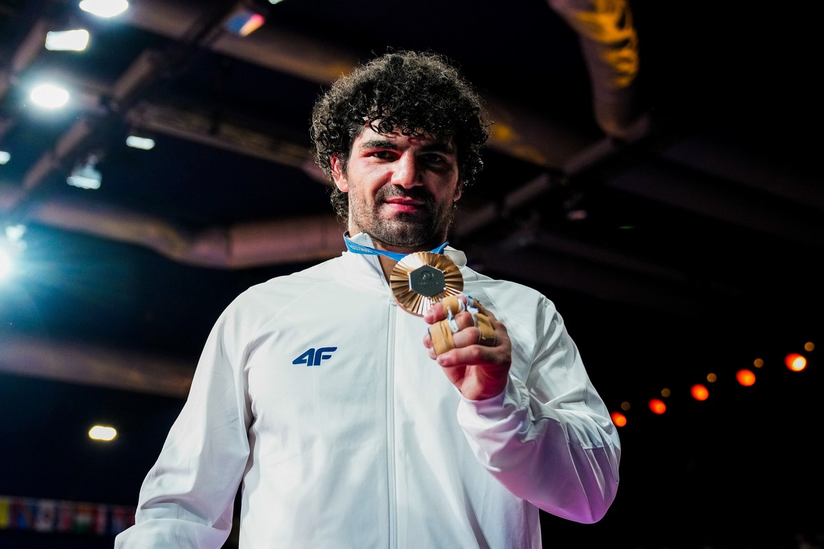 Ολυμπιακοί Αγώνες: Αποθέωση Τσελίδη – Άναψαν πυρσούς για το μετάλλιο