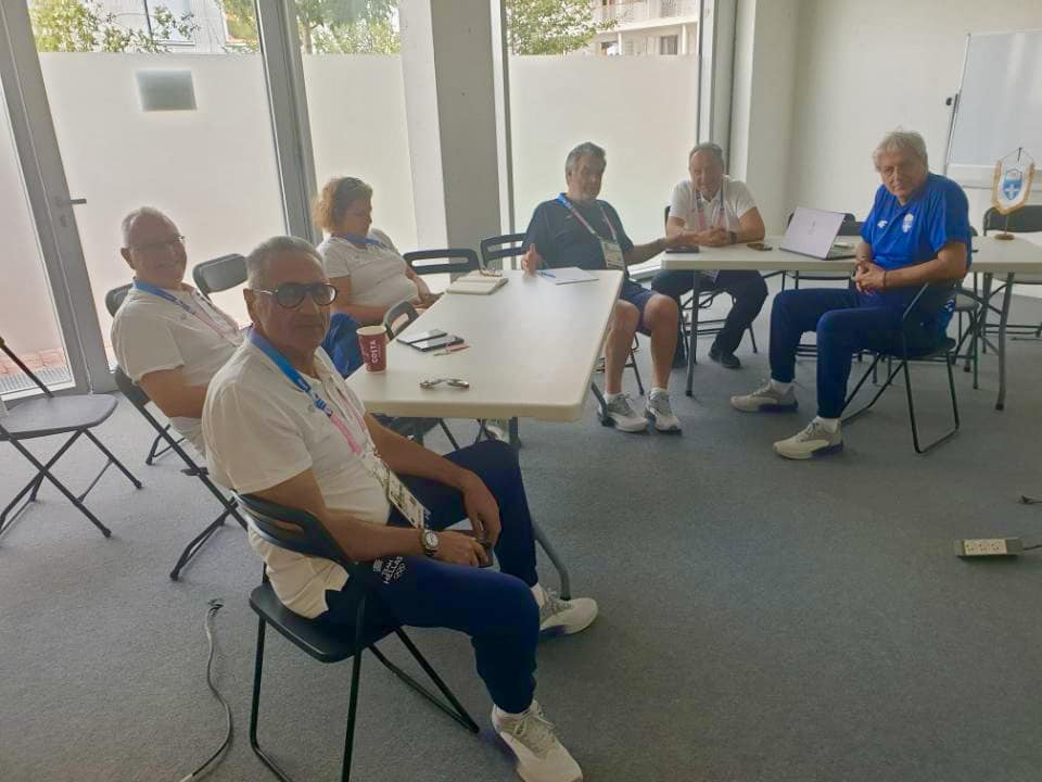 Αγγελούδης από το Παρίσι: «Όλοι μαζί για να σηκώσουμε την Ελλάδα πιο ψηλά» (ΦΩΤΟ)