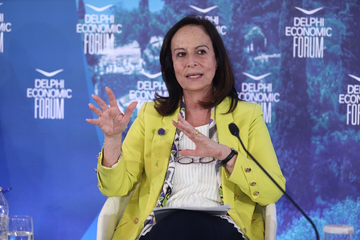 Εθελοντές δικηγόρους στις εκλογές ζητά η Άννα Διαμαντοπούλου