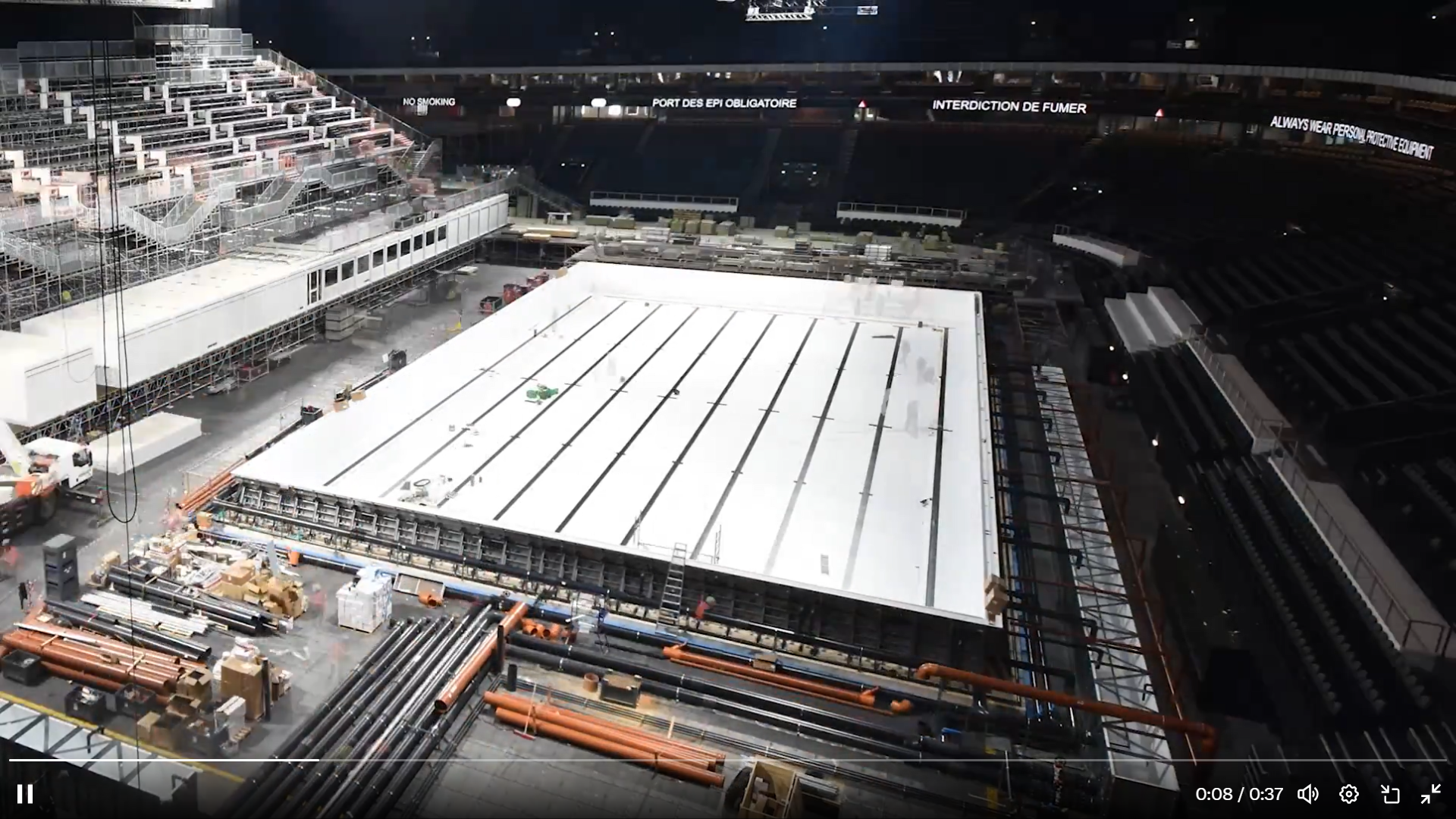 Ολυμπιακοί Αγώνες: Μεγάλος ντόρος με την πισίνα – Πριν δύο μήνες η Taylor Swift τραγουδούσε από πάνω (VIDEO)