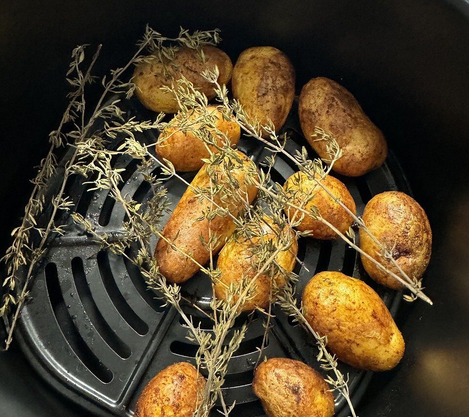 Tα φαγητά που «απαγορεύεται» να μαγειρεύονται στο Air Fryer