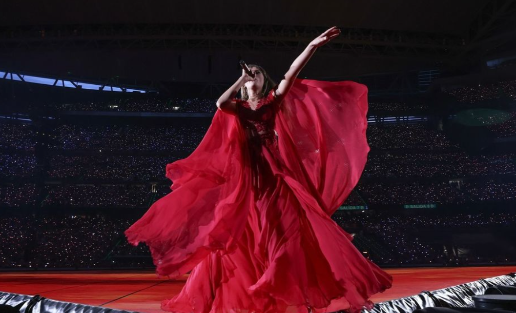 Στην κορυφή του box office στις ΗΠΑ η νέα ταινία της Τέιλορ Σουίφτ «The Official Release Party of a Show Girl»