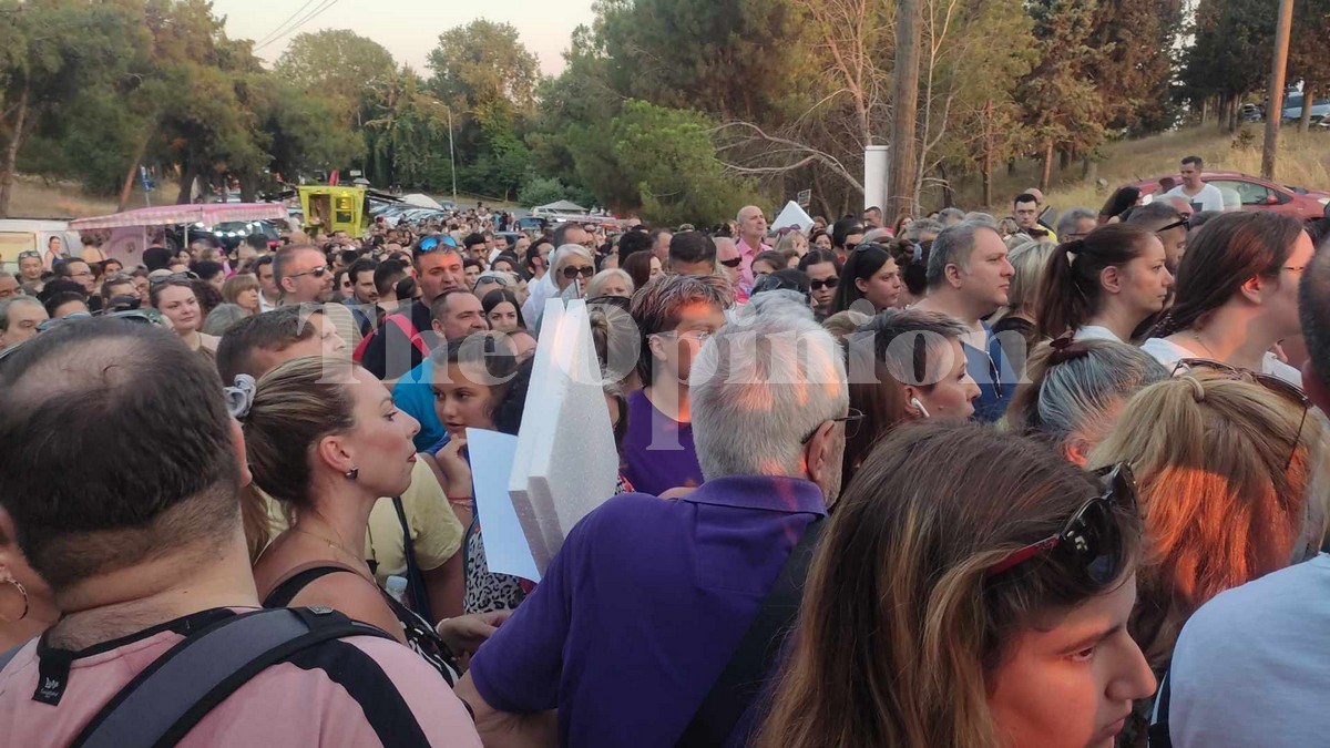 Τι απαντά η εταιρεία παραγωγής στις καταγγελίες περί ταλαιπωρίας σε θεατρική πάρασταση στη Θεσσαλονίκη (ΦΩΤΟ)