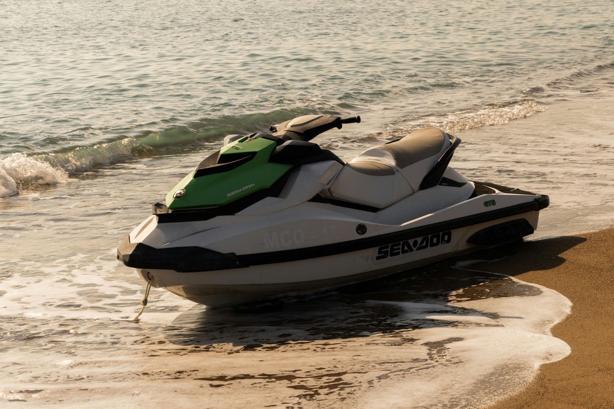 Τραυματισμός 11χρονου από σύγκρουση jet ski με πνευστό σκάφος στην Κέρκυρα