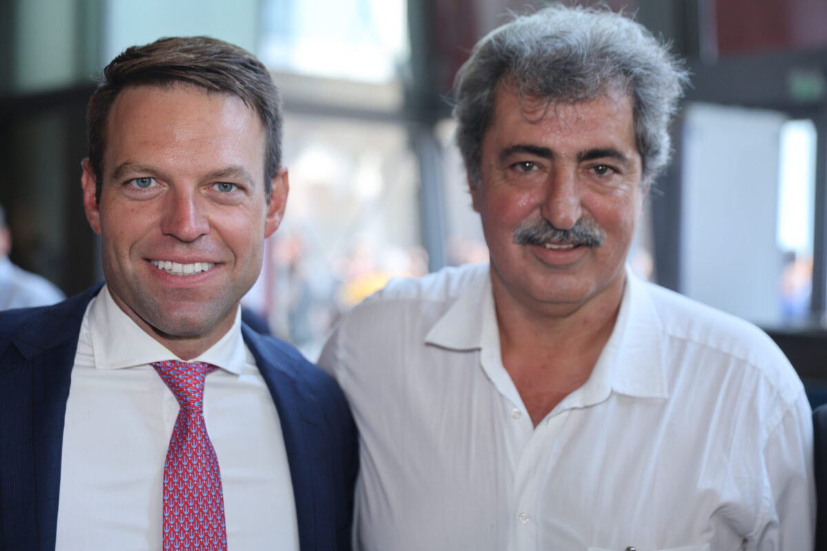 Θα του δώσει δεύτερη ευκαιρία;