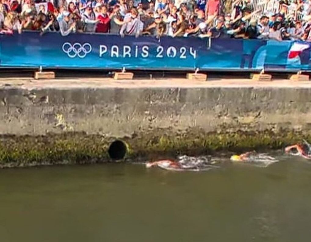 Ολυμπιακοί Αγώνες: Αθλητές κολύμπησαν δίπλα σε αγωγούς αποχέτευσης