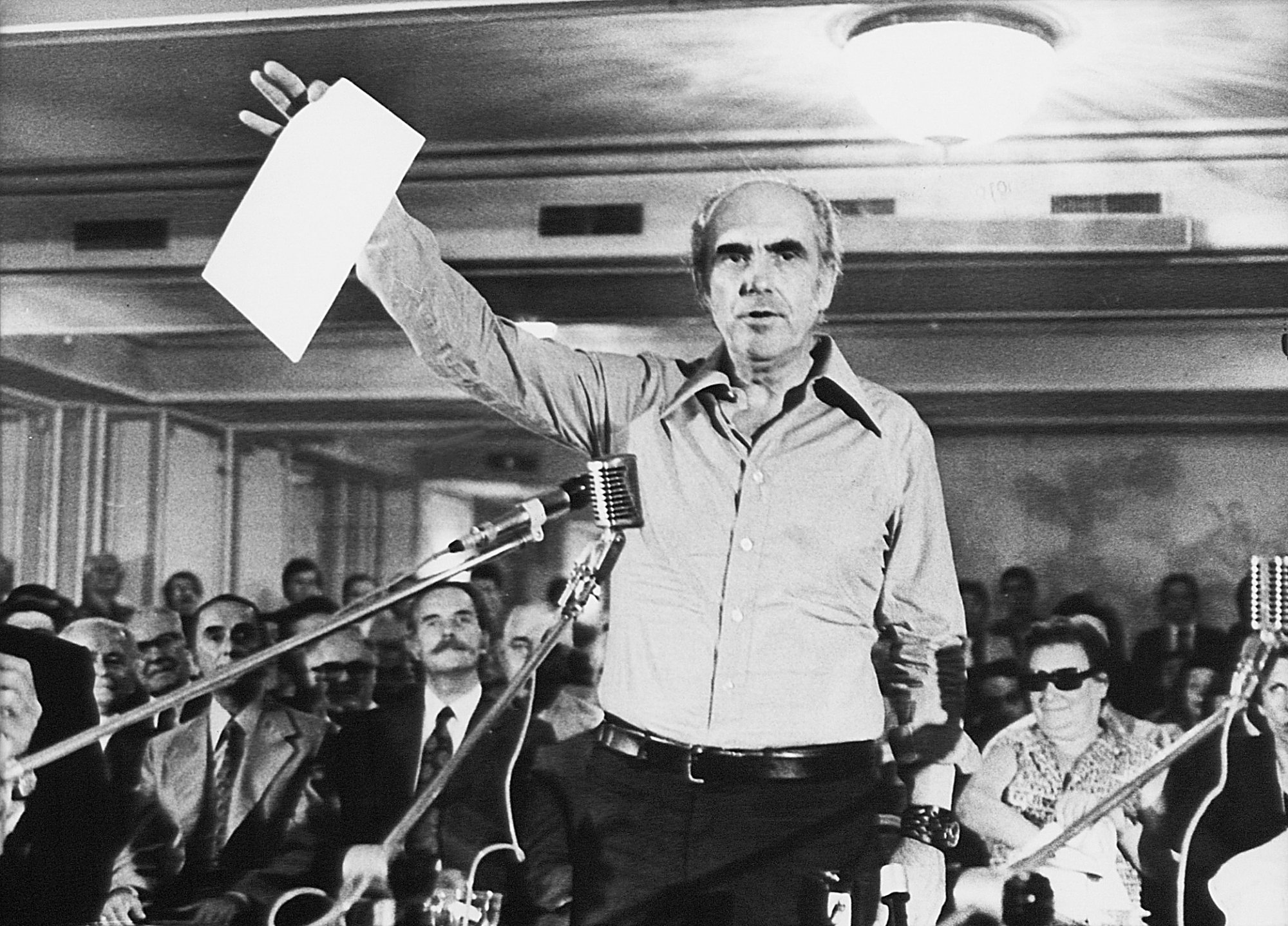 Ο συμβολισμός της Διαμαντοπούλου με τον Ανδρέα