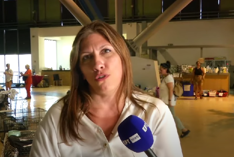 Η Πλεύση Ελευθερίας δίπλα στους εθελοντές που στηρίζουν τα πυρόπληκτα ζώα (VIDEO)