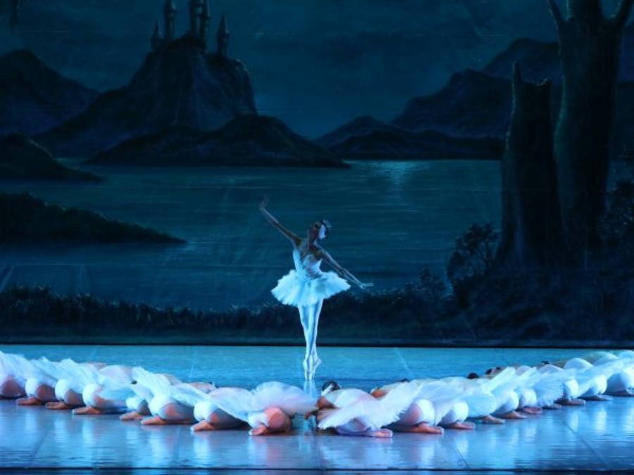 Η Λίμνη των Κύκνων από το Romae Capital Ballet στο Μέγαρο Μουσικής Θεσσαλονίκης