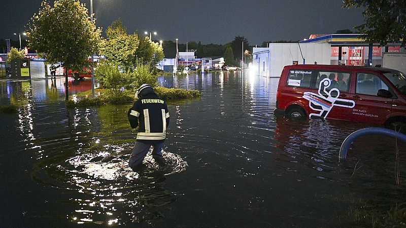 Ισχυρές βροχοπτώσεις και μεγάλες πλημμύρες έπληξαν το Βέλγιο και τη Γερμανία (VIDEO)