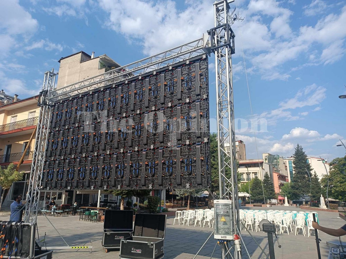 Γρεβενά: Θα δουν σε γιγαντοοθόνη τον τελικό του Τεντόγλου (ΦΩΤΟ)