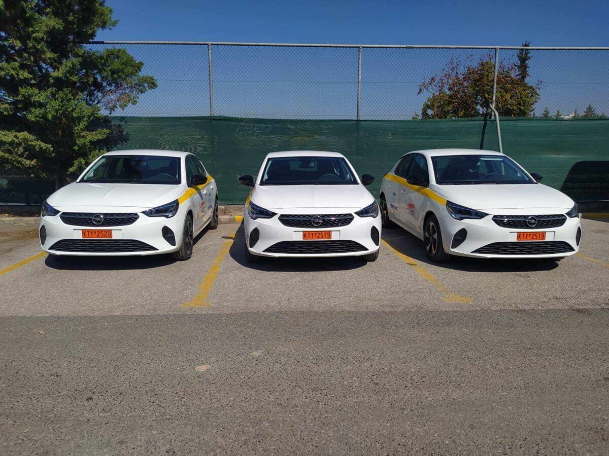 Δήμος Αμπελοκήπων- Μενεμένης: «Ενισχύθηκε» με τρία νέα ηλεκτροκίνητα επιβατικά οχήματα