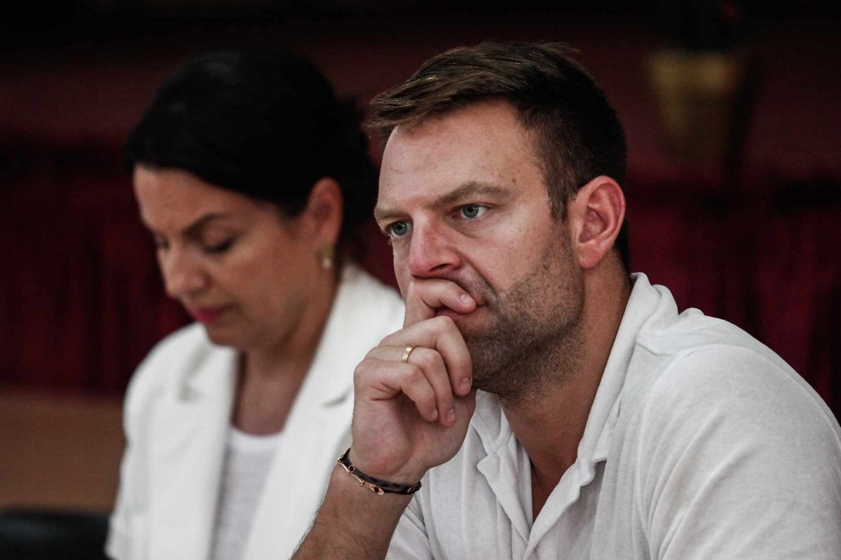 Σύσκεψη Κασσελάκη με βουλευτές – Οι εισηγήσεις και η αναμονή για ανακοινώσεις