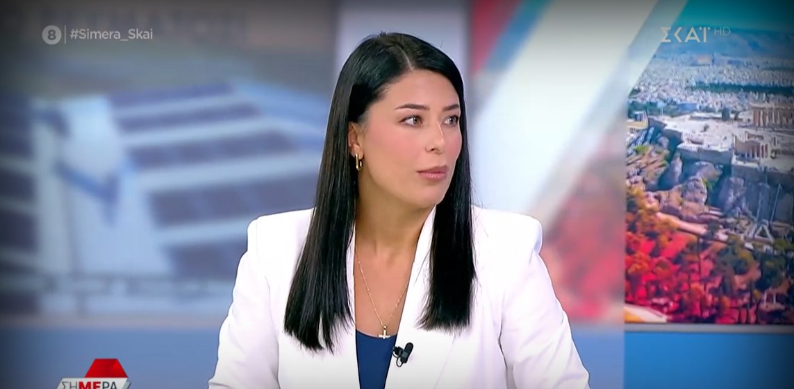 Το φυσάει και δεν κρυώνει η Λατινοπούλου