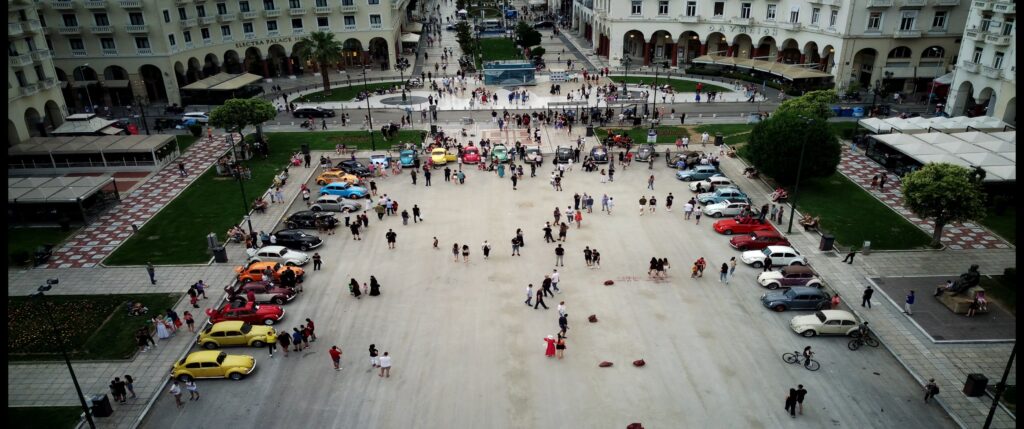 Θρυλικά «Κατσαριδάκια» ξεσηκώνουν τη Θεσσαλονίκη στην 88η ΔΕΘ (ΦΩΤΟ)