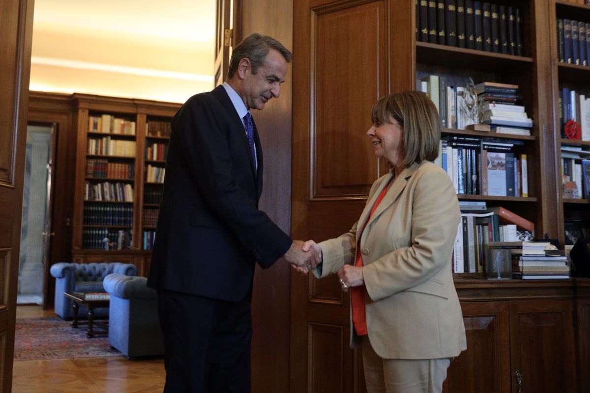 Σήμερα η συνάντηση Μητσοτάκη – Σακελλαροπούλου – Πλησιάζουν οι ανακοινώσεις