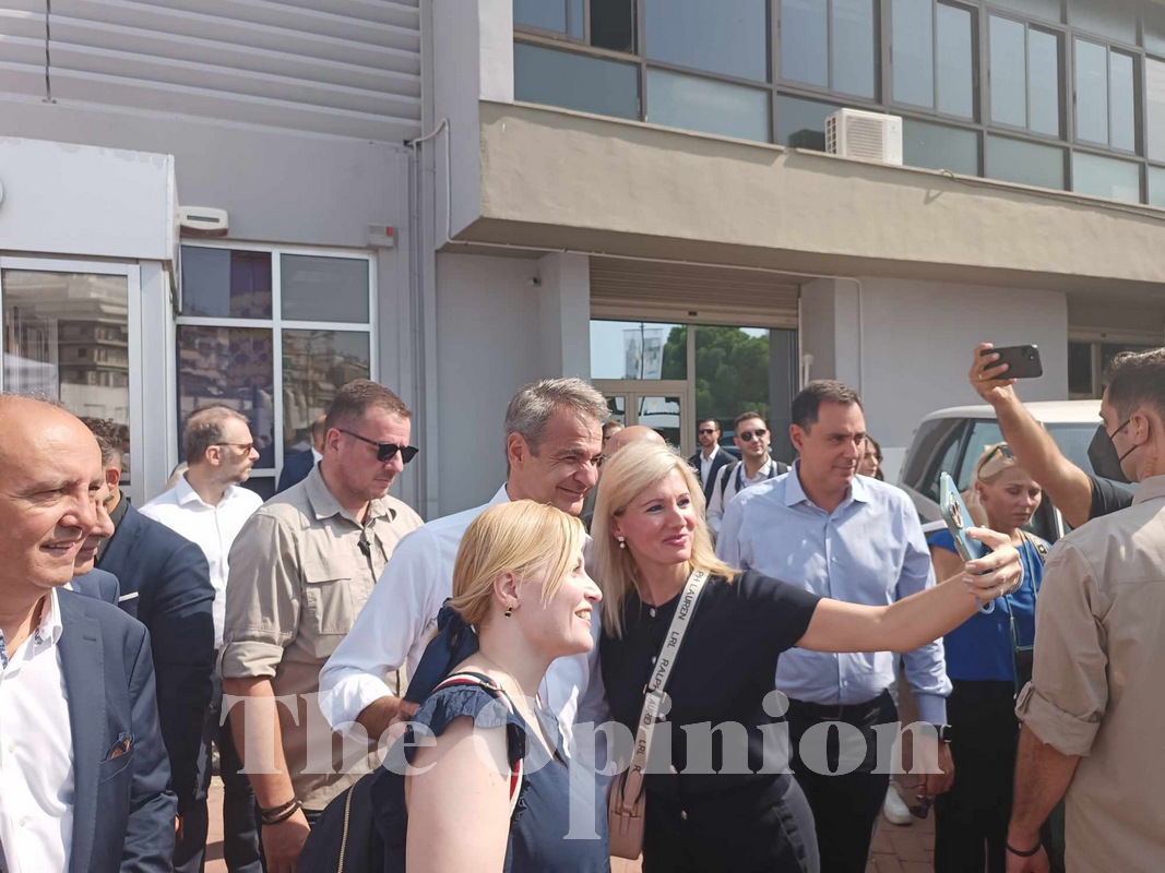 Η παγωμένη μπύρα, οι μικροί αθλητές και το εντυπωσιακό πάρκο – Τα παρασκήνια της βόλτας Μητσοτάκη στην 88η ΔΕΘ (ΦΩΤΟ-VIDEO)
