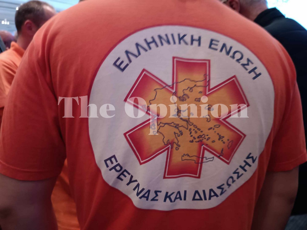 Το «μεγάλο ευχαριστώ» Μητσοτάκη σε πυροσβέστες, εθελοντές και πολιτική προστασία (ΦΩΤΟ+VIDEO)