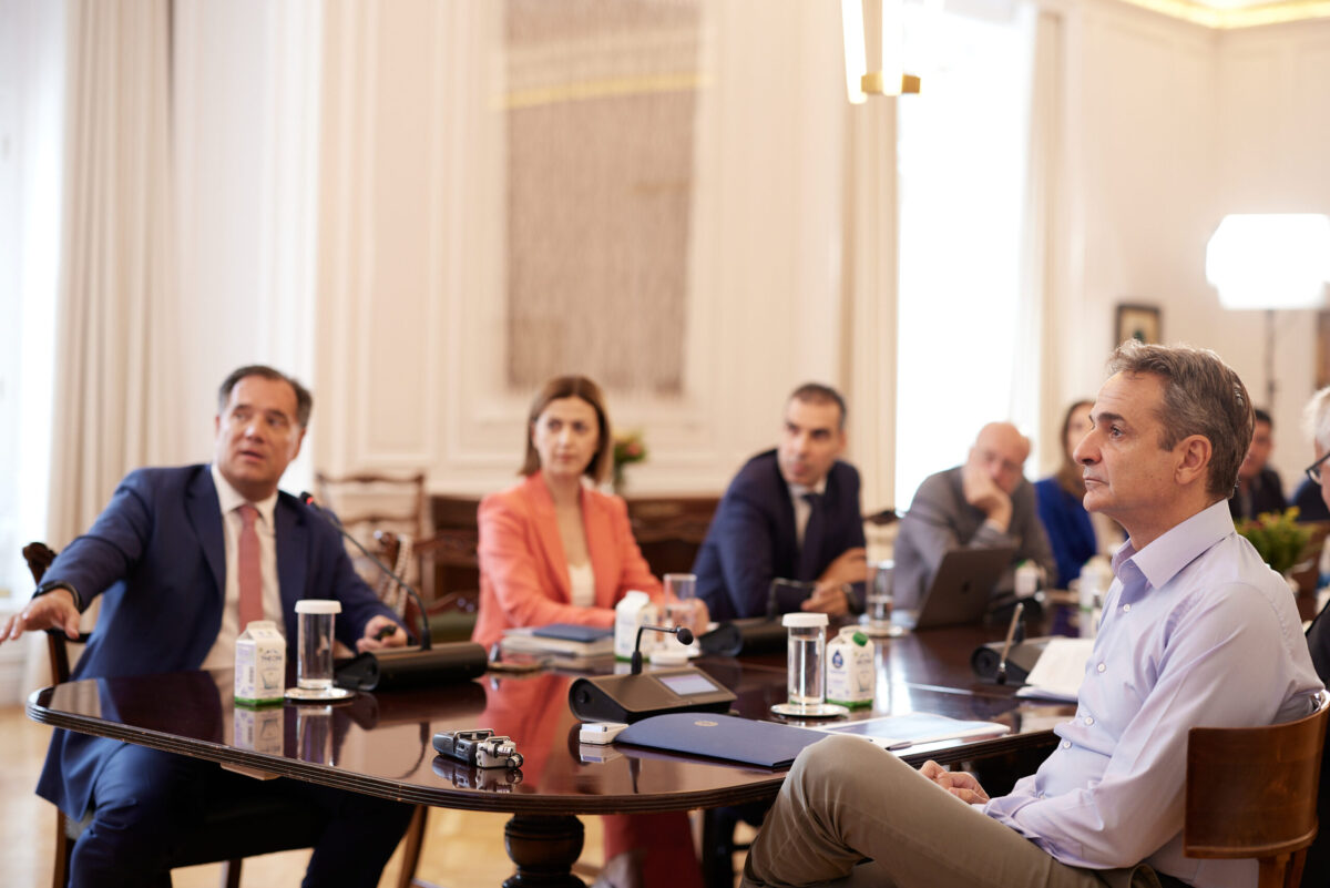 Μητσοτάκης: «Να περιμένουν λιγότερο στα τμήματα επειγόντων περιστατικών» (ΦΩΤΟ)