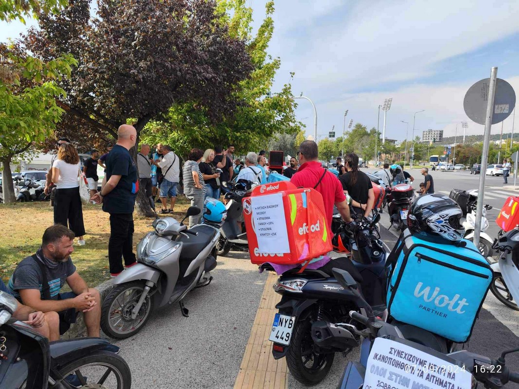 Θεσσαλονίκη: Μοτοπορεία διανομέων στο πλαίσιο της ΔΕΘ (ΦΩΤΟ+VIDEO)