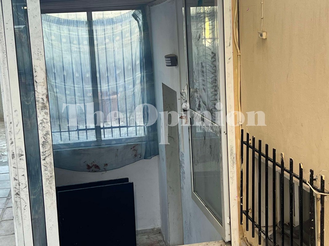 Για οικονομικές διαφορές βγήκαν τα μαχαίρια στη Μπότσαρη (ΦΩΤΟ)