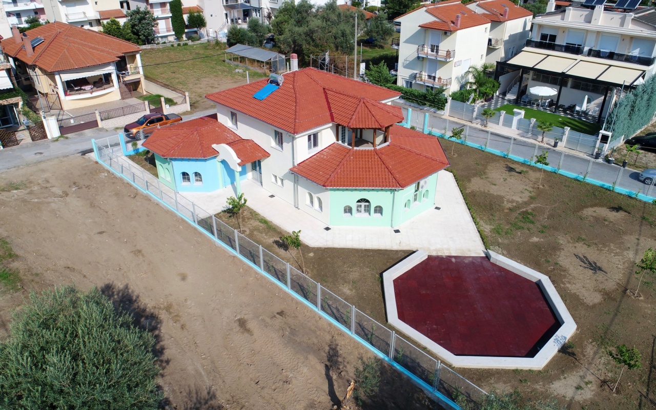 Ο νέος Παιδικός Σταθμός Σταυρού άνοιξε τις πόρτες του