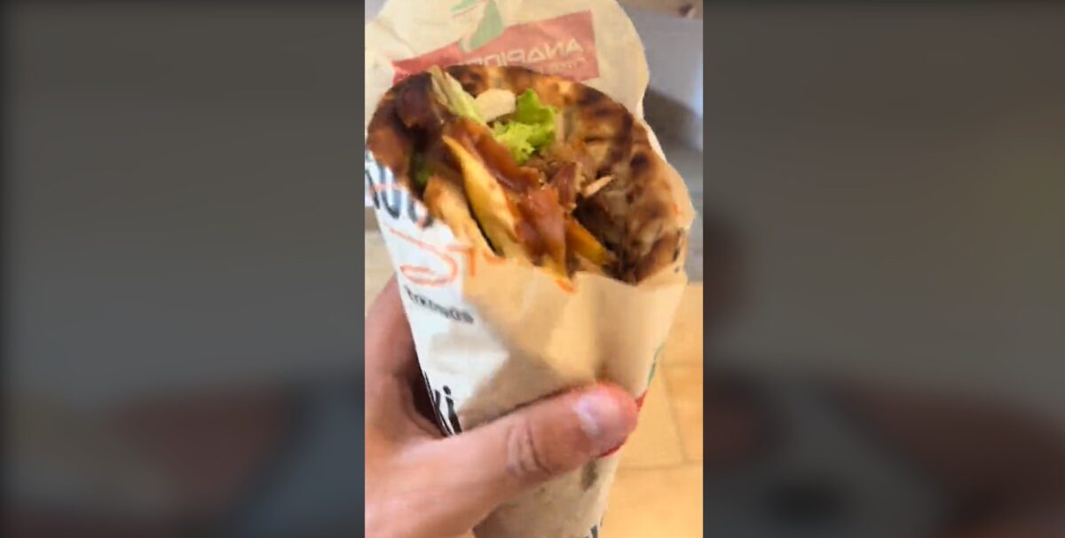 Ποιο είναι το πιο ακριβό πιτόγυρο στην Μύκονο (VIDEO)