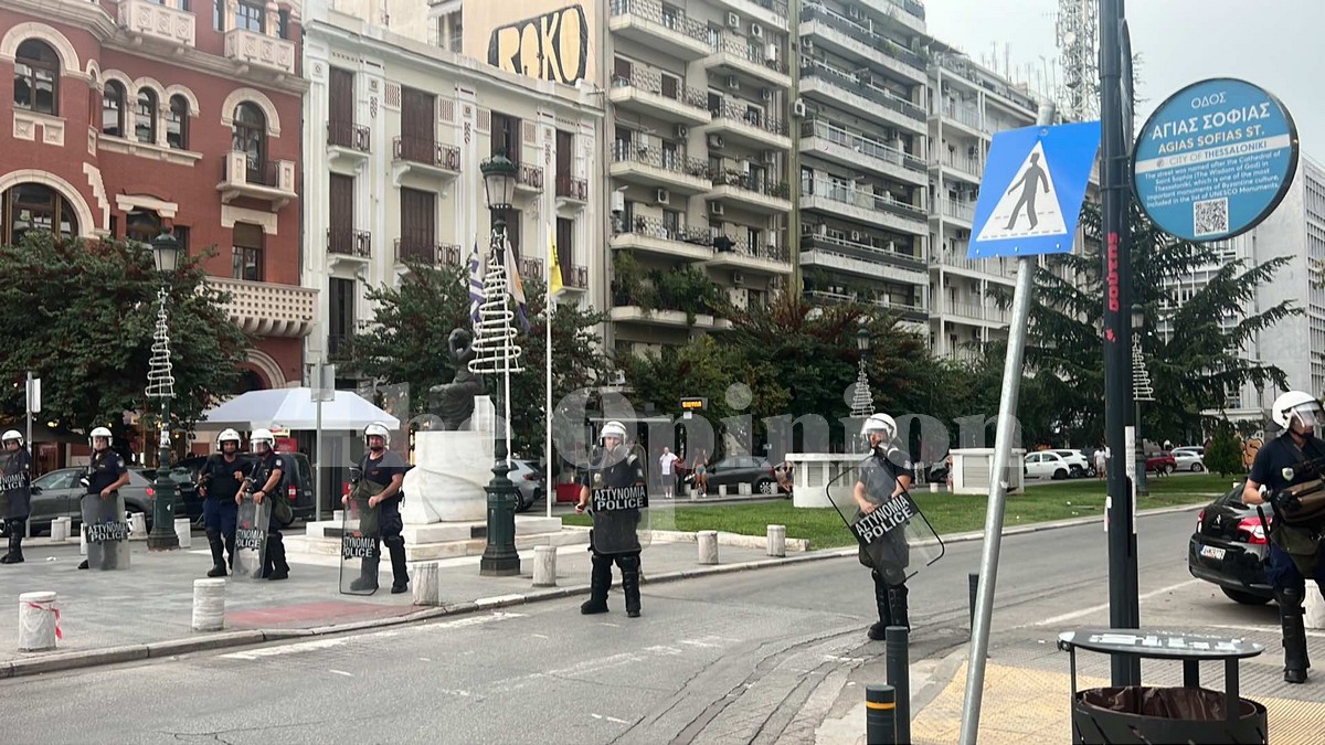 «Είμαστε άνθρωποι, δεν είμαστε αριθμοί» – Οι πορείες για την 88η ΔΕΘ (ΦΩΤΟ+VIDEO)