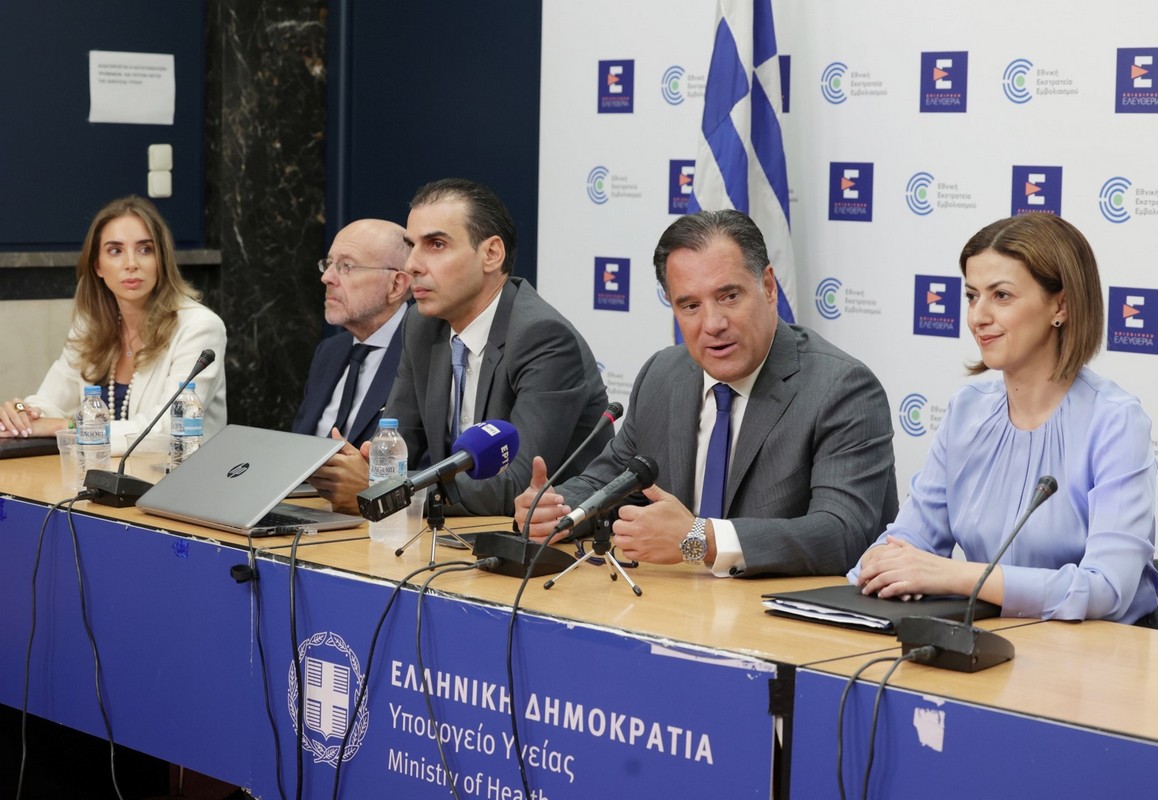 Αδ. Γεωργιάδης: «Το ΕΣΥ δεν καταρρέει και το δείχνουν τα στοιχεία» – Ποια τα οικονομικά κίνητρα στους νέους γιατρούς (ΦΩΤΟ)