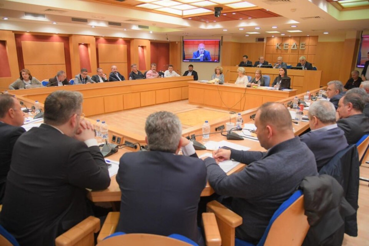 Δανιηλίδης σε Μητσοτάκη: Ως το τέλος της χρονιάς πάνω από το 1/3 των δήμων θα οδηγηθούν σε χρεοκοπία